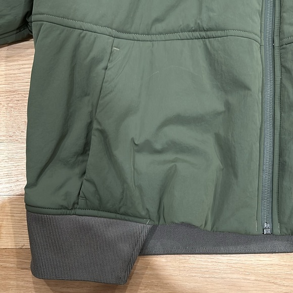 Lululemon jacket - Picture 3 of 10